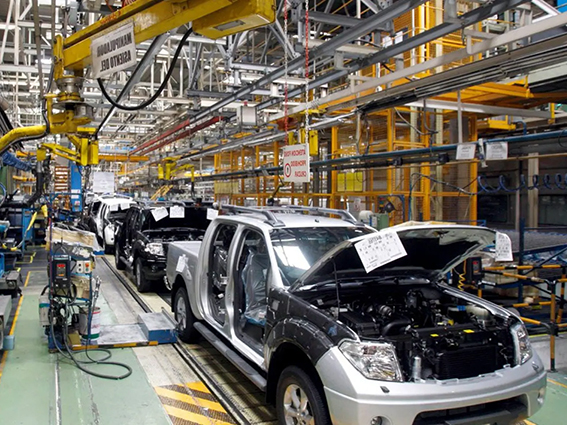 Mariano Hoya exige a Nissan un plan industrial de futuro para sus centros en España y rechaza el ERE planteado por la compañía